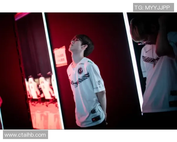 TES在Major赛中的灵活性表现分析与战术调整探讨 TES在Major赛中的灵活性表现分析与战术调整探讨